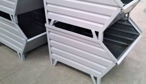 Caixas Metálicas — contentores industriais duráveis