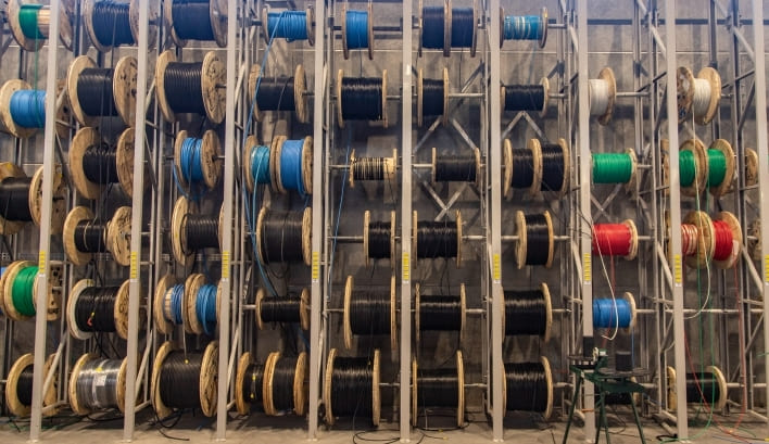 Porta Bobina — suporte para bobinas industriais